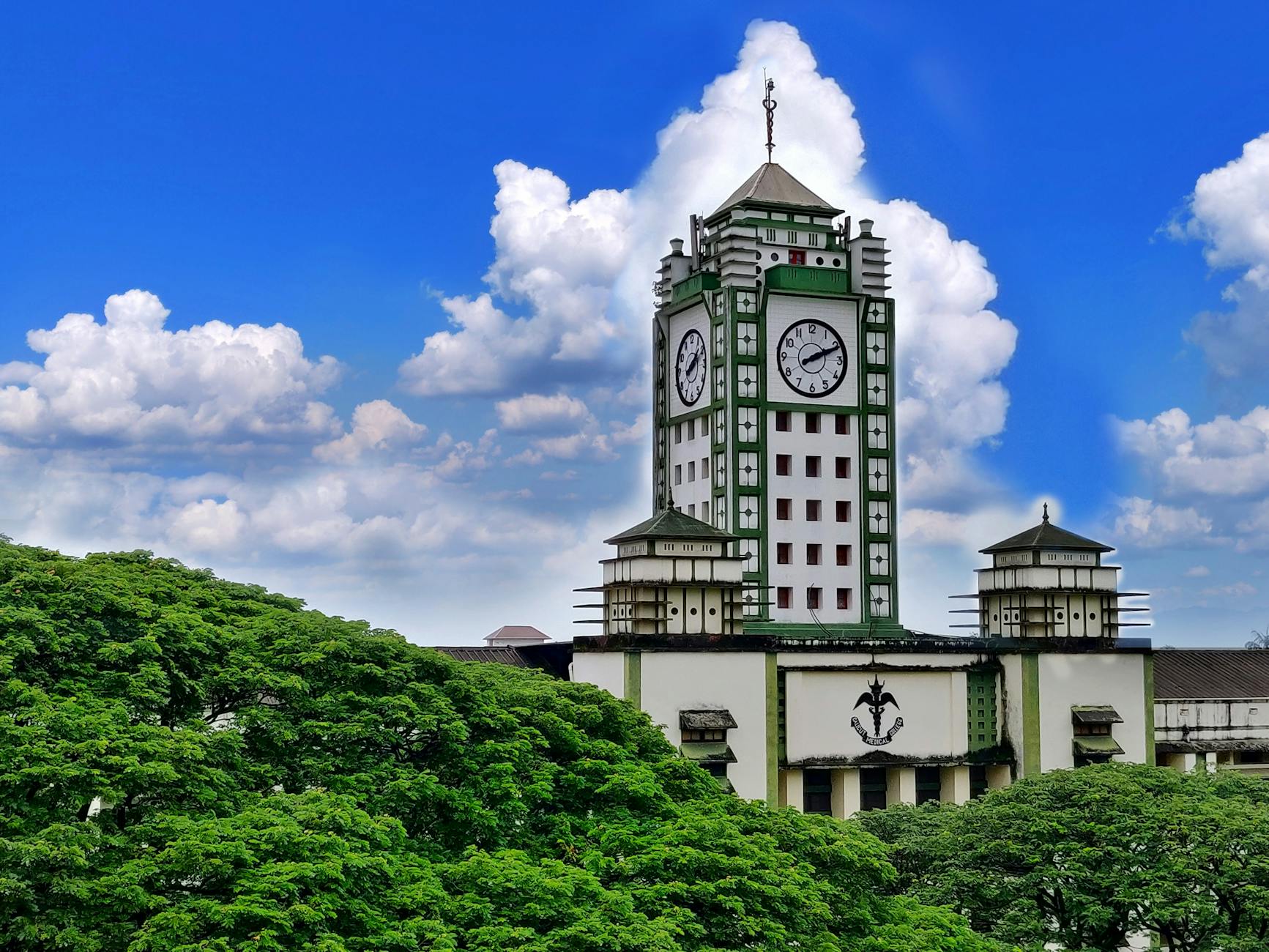Choosing the Right Medical College